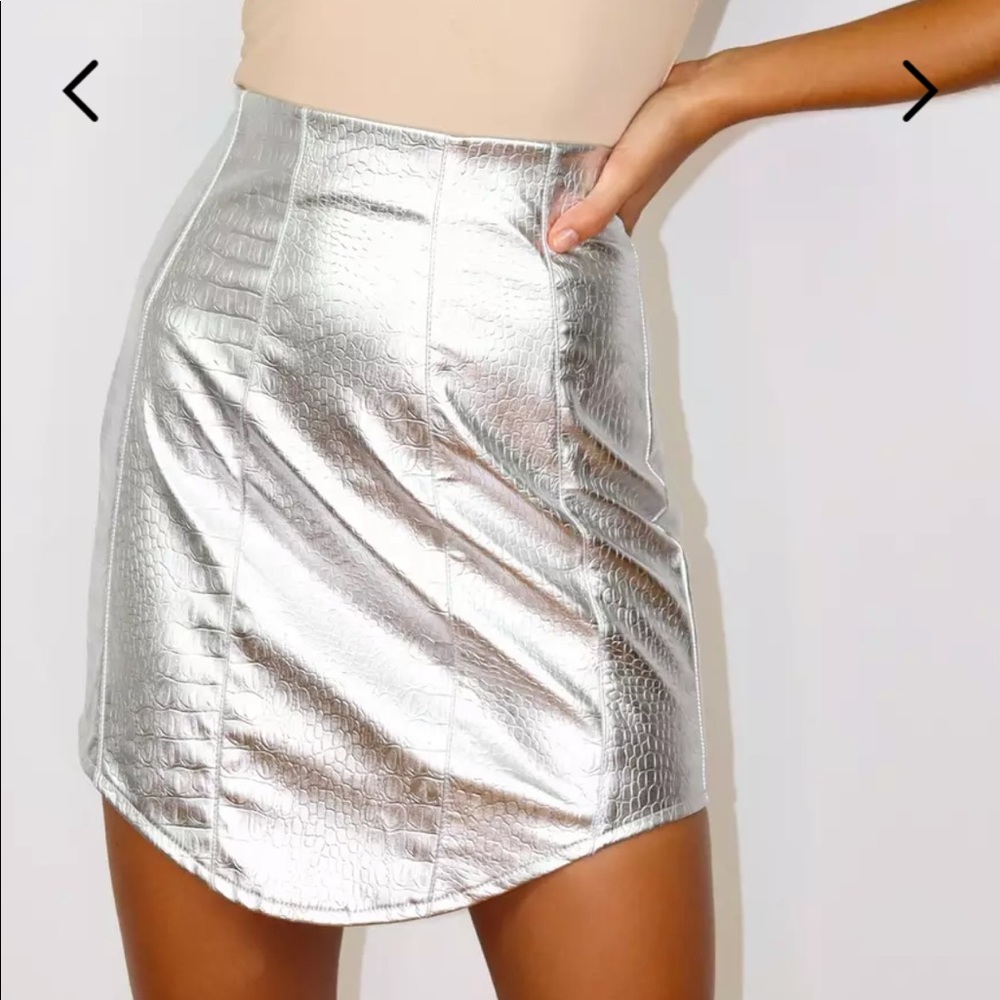 silver metallic croc dip hem mini skirt